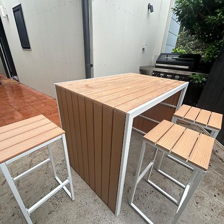 Bushland Setting Close To Sydney Cbd- Stand Alone Apartment Sidney Exterior foto