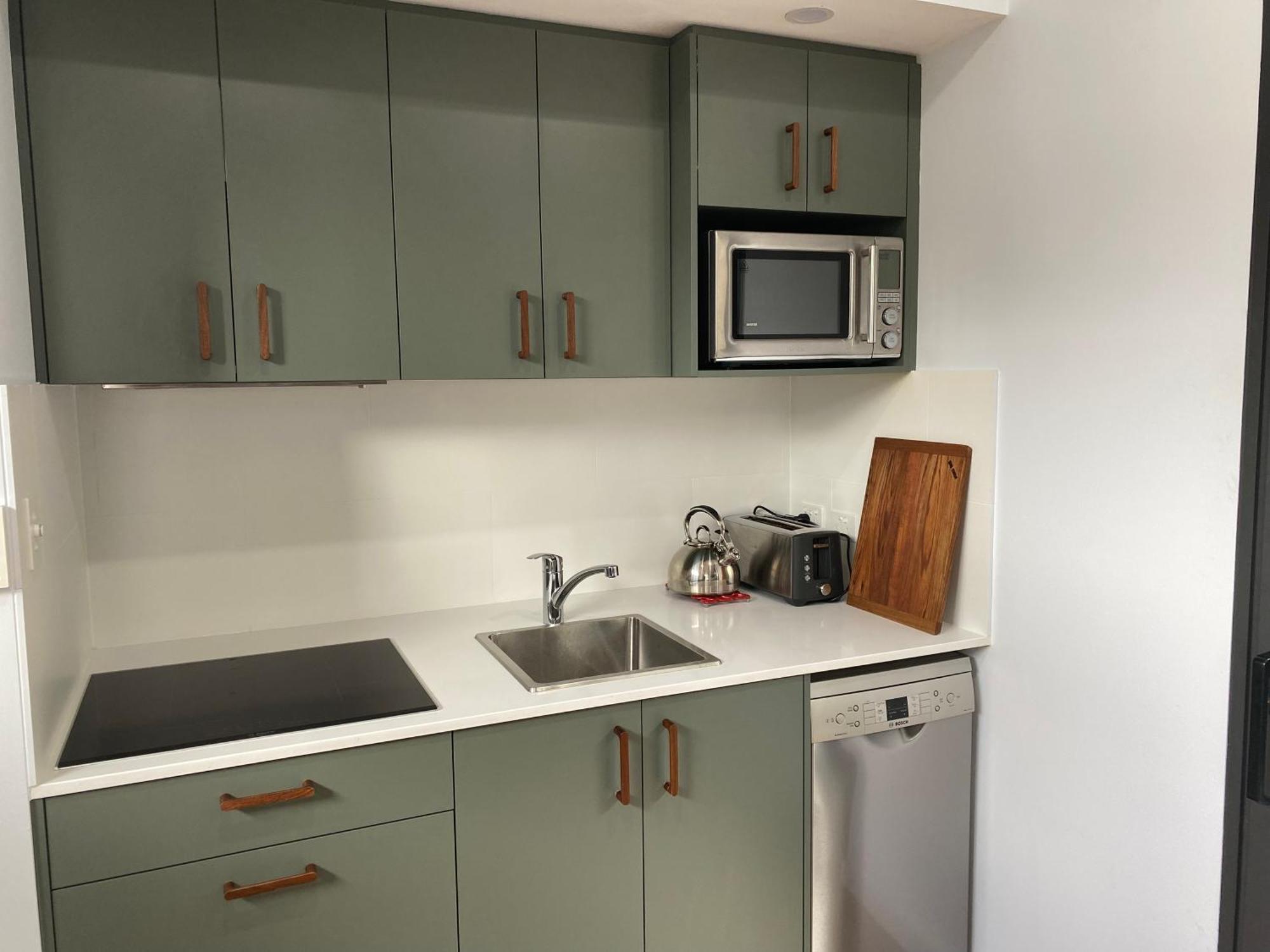 Bushland Setting Close To Sydney Cbd- Stand Alone Apartment Sidney Exterior foto
